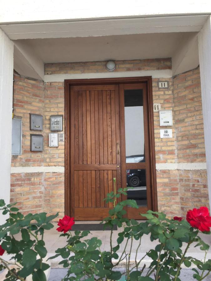 Itaka LʼAquila Exterior foto